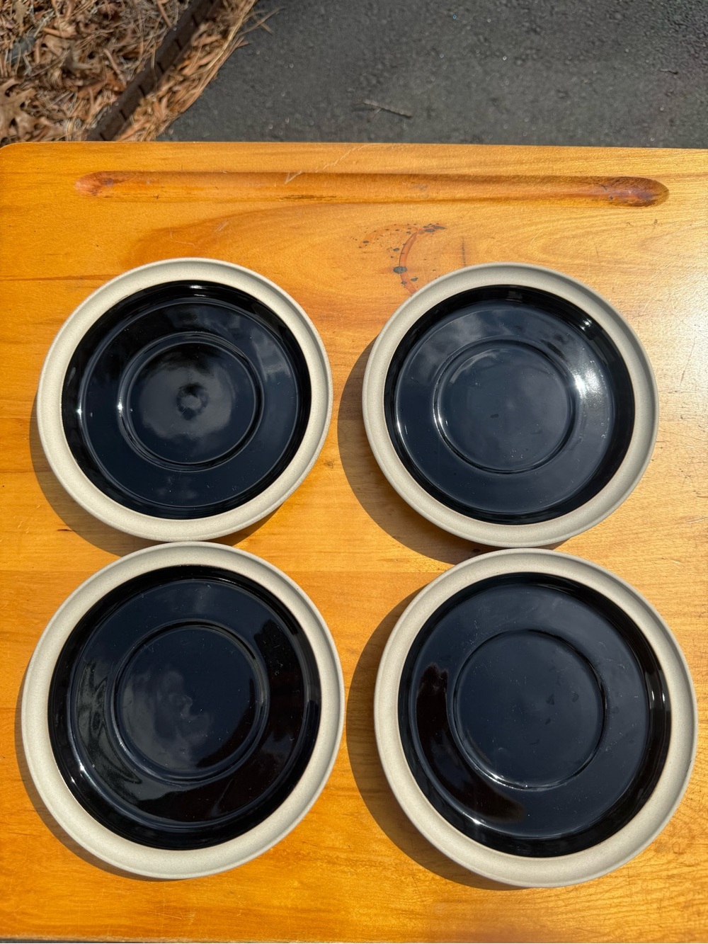 Kraftstone Japan Stoneware Plates Set of 4 Black Gray Microwave Dishwasher Safe